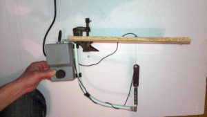 Струна для резки пенопласта своими руками