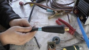 Как соединить сварочный кабель между собой