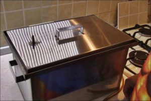 Домашняя коптильня для газовой плиты своими руками