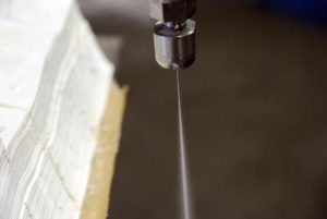 Гидроабразивная резка металла своими руками