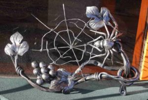 Декоративные изделия из металла своими руками