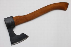 Из какой стали делают топоры