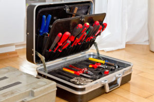 Как сделать чемодан для инструментов своими руками