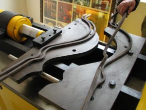 Кузнечное оборудование для холодной ковки металла