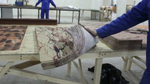 Производство гибкого камня в домашних условиях