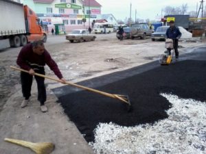 Укладка холодного асфальта своими руками