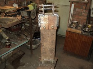 Кузнечный рессорный молот своими руками