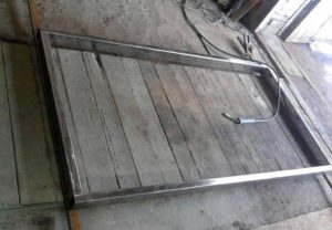 Как сварить дверь из профильной трубы