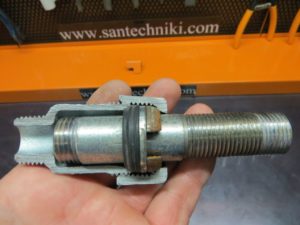 Соединение металлических труб без сварки и резьбы