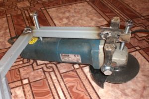 Кронштейн для болгарки своими руками