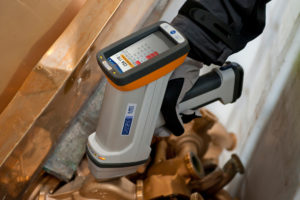 Портативный анализатор металлов и сплавов