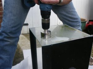 Как просверлить стекло обычным сверлом по металлу