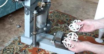 Станок для литья пластмасс своими руками Станок для литья пластмасс своими руками