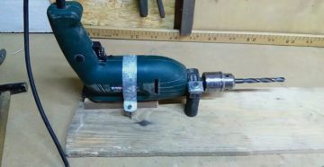 Как закрепить дрель горизонтально