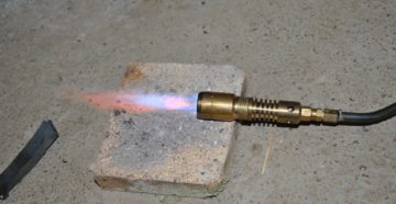 Самодельная газовая горелка для пайки меди Самодельная газовая горелка для пайки меди