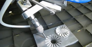 Резка металла водой своими руками