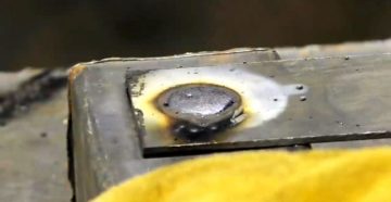 Электрозаклепка или сварка через отверстие Электрозаклепка или сварка через отверстие