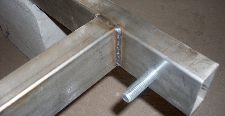 Как приварить уголок к швеллеру - О металле