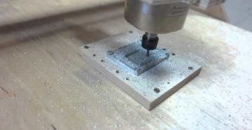 Фрезеровка алюминия ручным фрезером