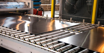 Металл который делает сталь нержавеющей это