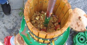 Соковыжималка для большого количества яблок своими руками Соковыжималка для большого количества яблок своими руками