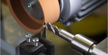 Как заточить фрезу по металлу