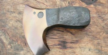 Из какой стали делают топоры