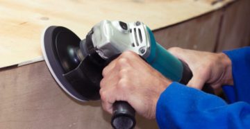 Для шлифовки металлических и деревянных изделий используют