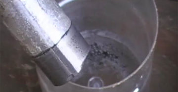 Как удалить цинковое покрытие с металла