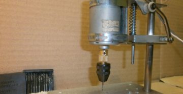 Мини дрель для печатных плат своими руками
