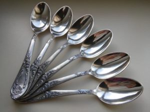 Как отличить мельхиор от нержавейки