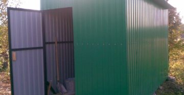 Хозблок из профнастила своими руками