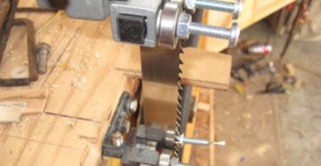 Самодельный ленточнопильный станок по дереву Самодельный ленточнопильный станок по дереву