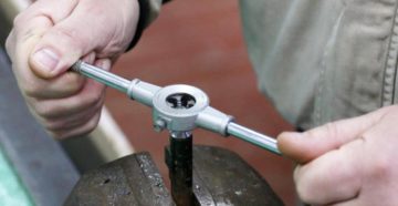 Как сделать резьбу в металле