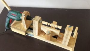 Деревообрабатывающий станок из дрели