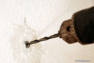 Как вытащить сверло из стены