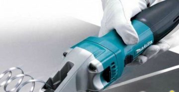 Ручной электроинструмент для резки металла