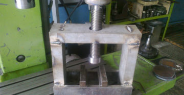 Пресс винтовой ручной механический своими руками