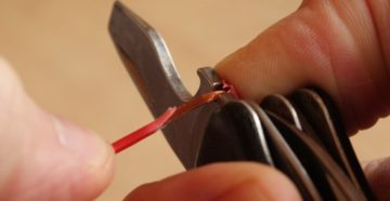 Как быстро очистить медный провод от изоляции Как быстро очистить медный провод от изоляции