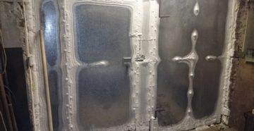 Чем заделать щели в металлическом гараже