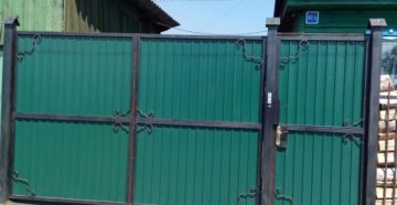 Делаем ворота из профнастила своими руками