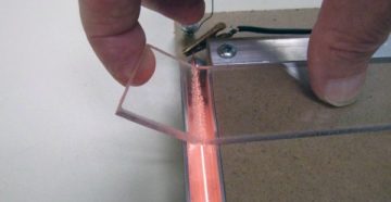 Как загнуть оргстекло своими руками