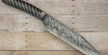 Из какого металла делают ножи