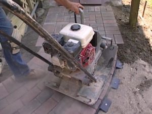 Бензиновая виброплита своими руками