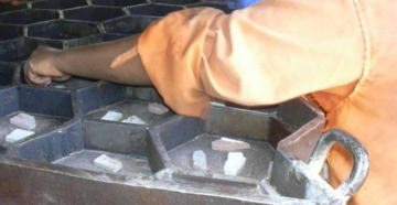 Производство тротуарной плитки из пластиковых бутылок