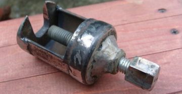 Съемник шаровых опор своими руками Съемник шаровых опор своими руками